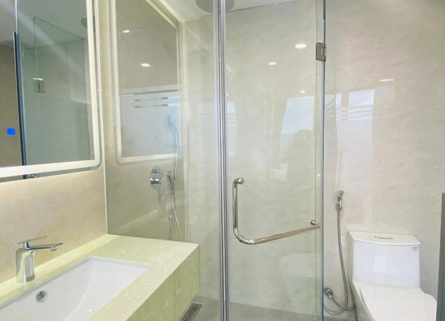 Nam Hotel & Residences Da Nang