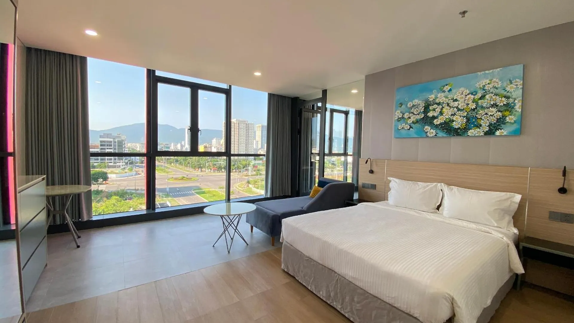 Nam Hotel & Residences Da Nang